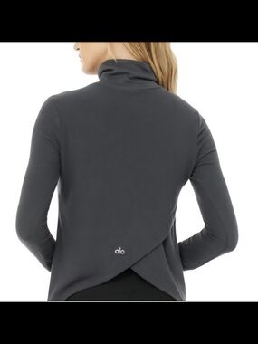 ALO Yoga Embrace Long Sleeve Turtleneck - Anthracite Gray